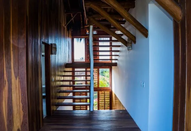 BIM建筑|朴拙而精致——巴西 Nomades 住宅 / Mareines Arquitetura
