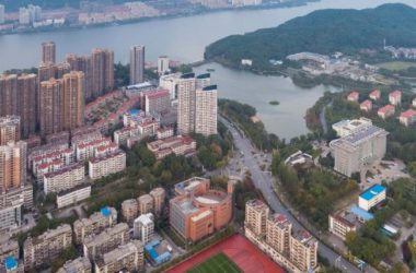 BIM建筑|稳重内敛，透着古典之美的清水红砖雕塑：黄石市群艺馆 / 中南建筑设计院-BIM建筑网