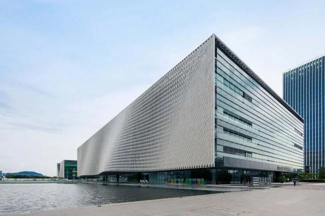 BIM建筑|深圳宝安文化综合体 / 严迅奇建筑师事务所