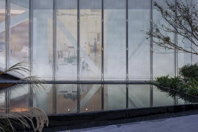 BIM建筑|曲折绵延，轻盈流动：重庆悦来社区中心 / NAN Architects