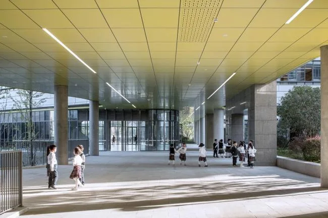 BIM建筑|漂浮的立体校园——浙江大学教育学院附属中学 / 浙江大学建筑设计研究院有限公司