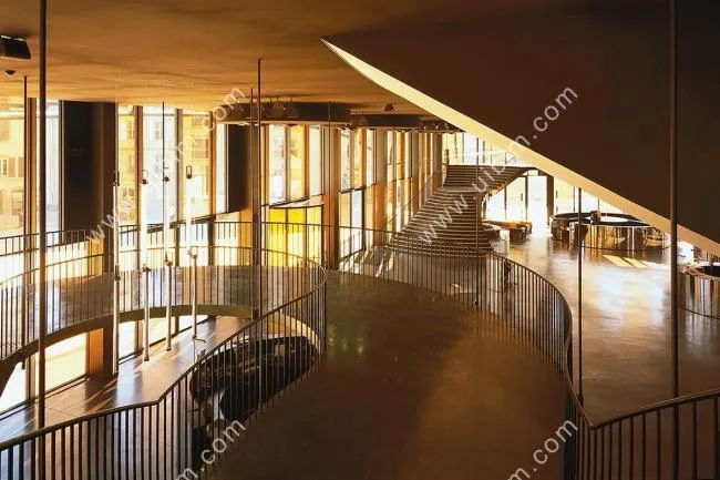 BIM建筑|轻遮于空中巨幕之下：阿尔比大剧院 / Dominique Perrault Architecture
