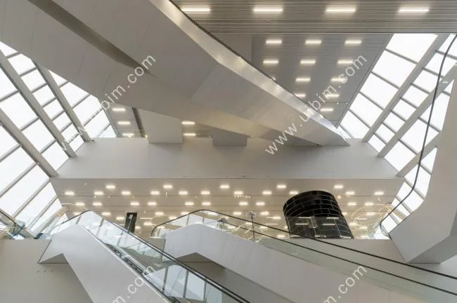 BIM建筑|格罗宁根多功能会议中心 / NL建筑事务所
