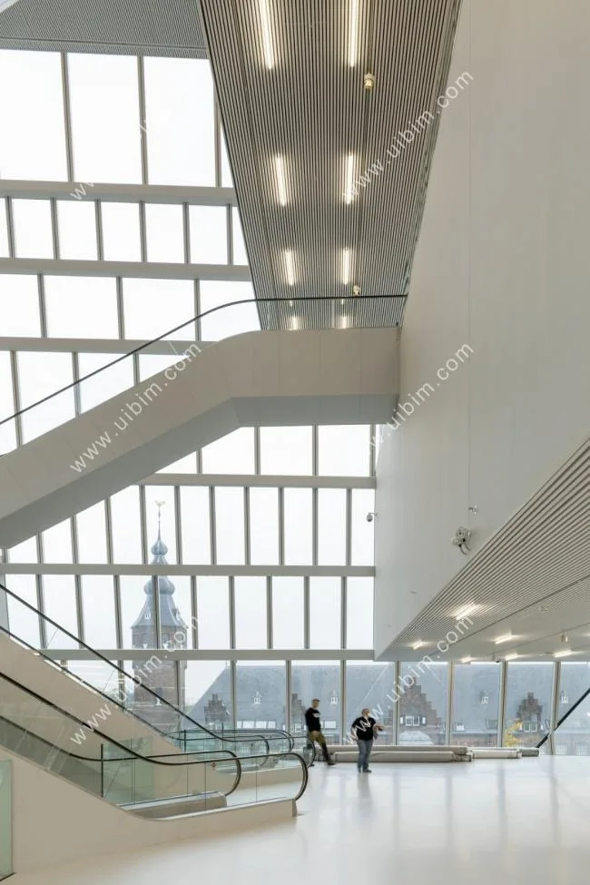BIM建筑|格罗宁根多功能会议中心 / NL建筑事务所