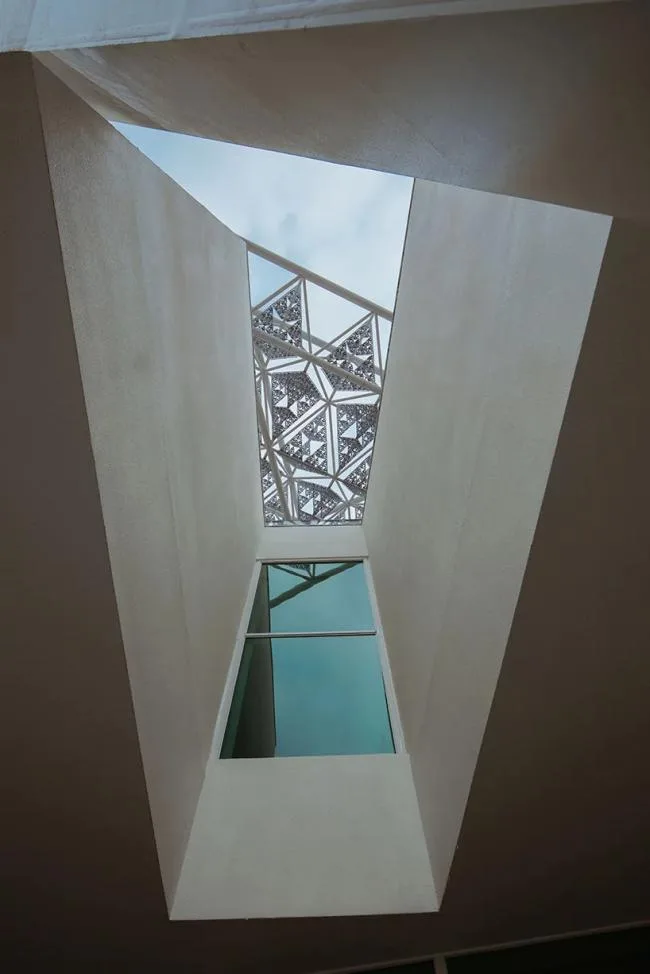 BIM建筑|坂茂新作“台南美术馆”，五边形屋顶天篷下的堆叠体块