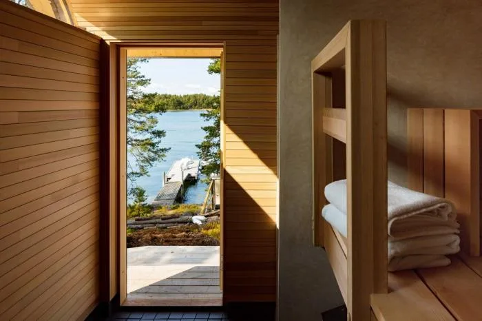 BIM建筑|融入海岸，眺望日落：芬兰桑拿旅馆 / Mer Architects