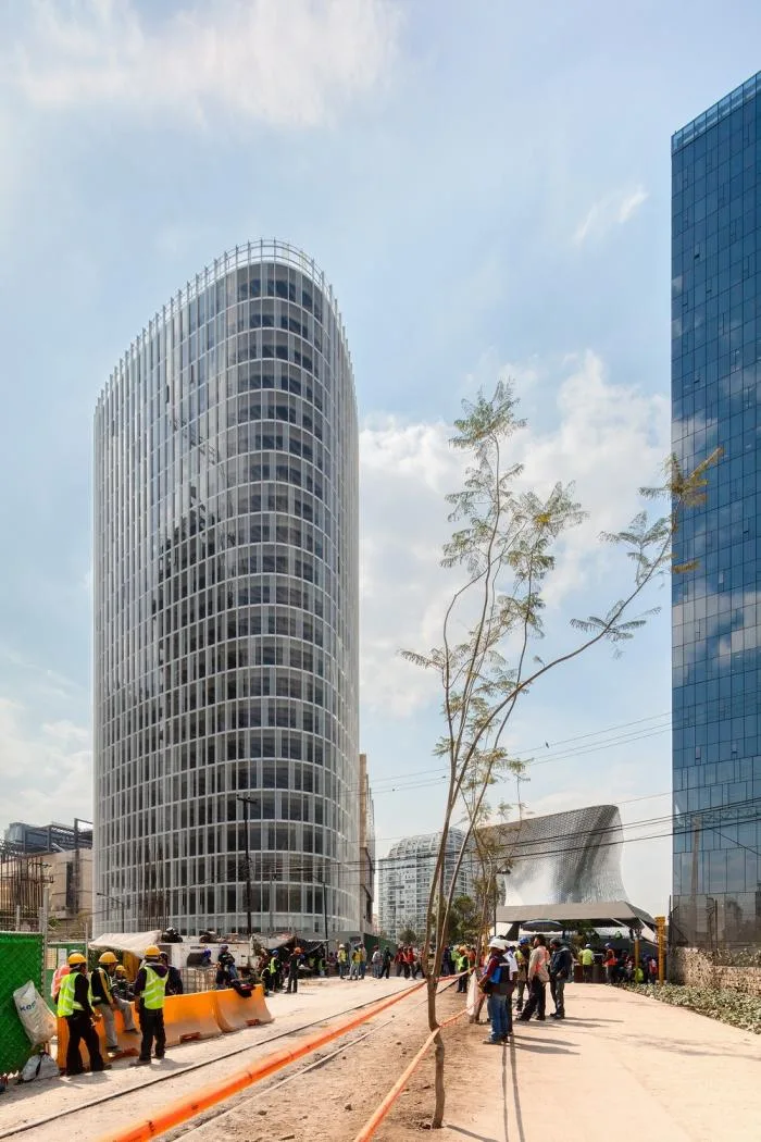 BIM建筑|对话周围艺术形态：Cervantes大厦 / FR-EE
