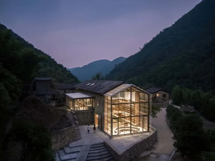 BIM建筑|青龙坞言几又乡村胶囊旅社书店 / 西涛设计工作室