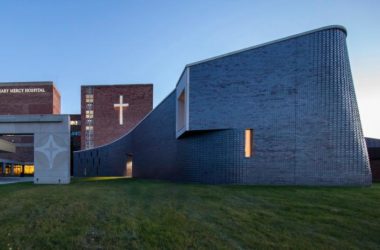 BIM建筑|旋转“编织”砖石打造的雕塑：圣玛丽教堂 / PLY+-BIM建筑网