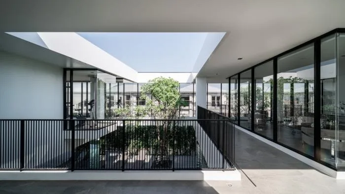 BIM建筑|美联社普莱诺法霍尔兰西特俱乐部大楼 / ForX Design Studio