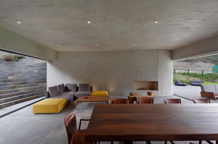 BIM建筑|山野乡村的有机住宅——“木盒之下” / Martin Dulanto Arquitecto