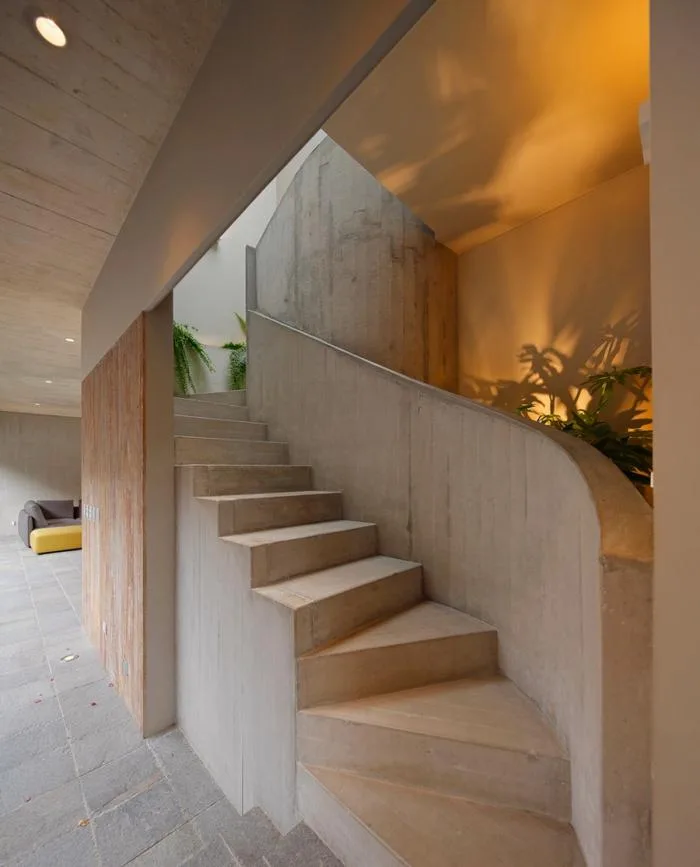 BIM建筑|山野乡村的有机住宅——“木盒之下” / Martin Dulanto Arquitecto