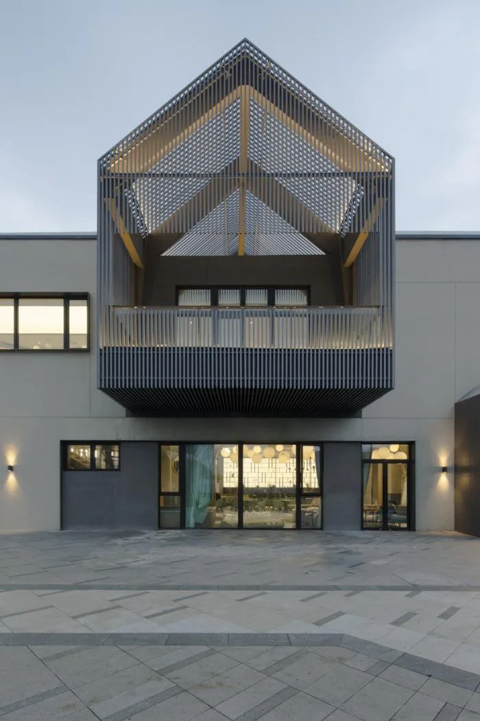 BIM建筑|儿童画符号的抽象表达：台州•旭辉府 / 天华建筑设计2A所