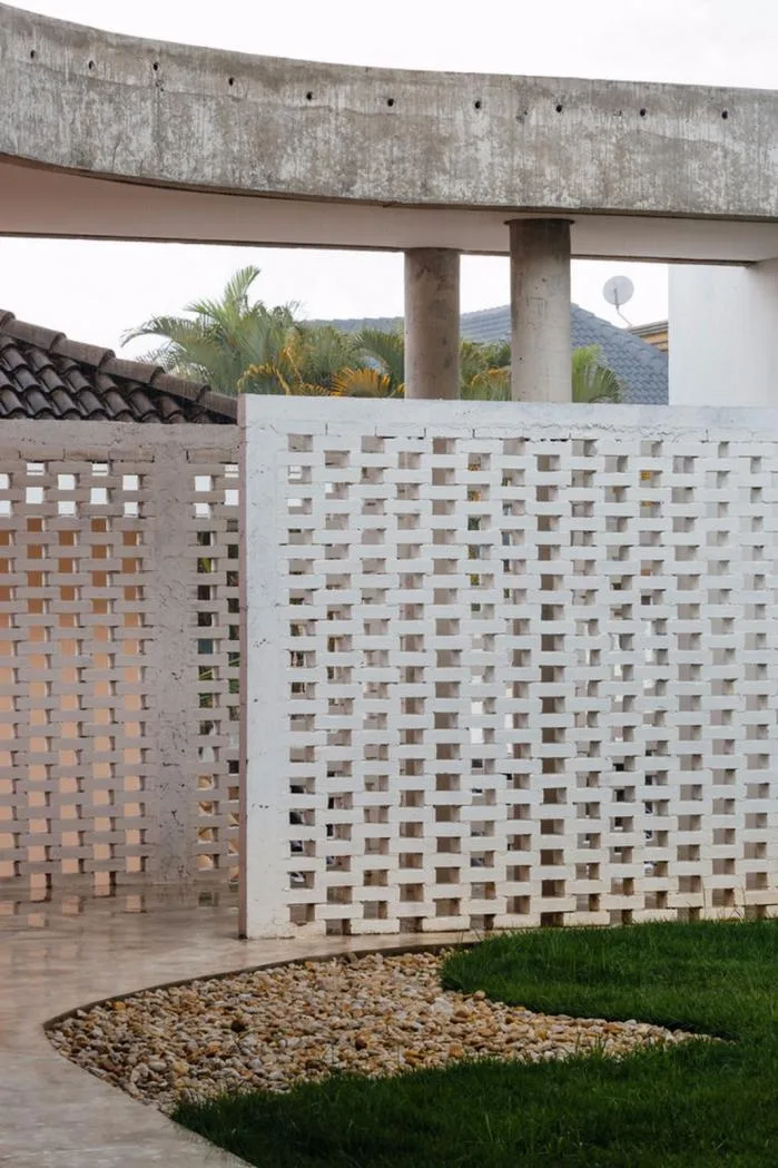 BIM建筑|方与圆营造的花园式住宅：Cauman之家 / Estúdio BRA