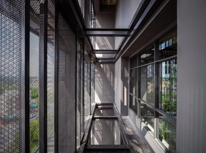 BIM建筑|钢铁框架下蕴含自然原始美：泰国Navakitel 设计酒店