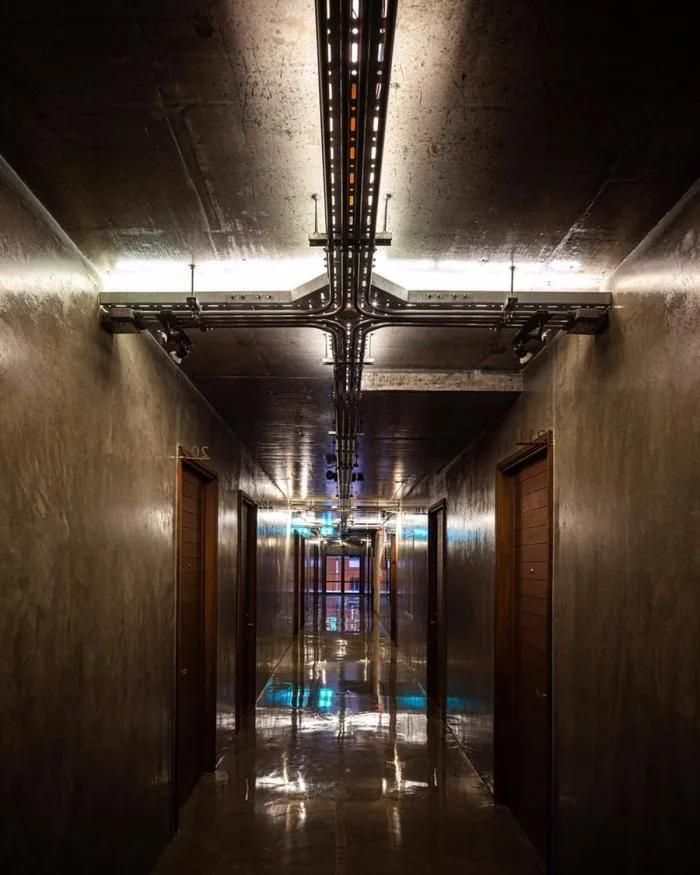 BIM建筑|钢铁框架下蕴含自然原始美：泰国Navakitel 设计酒店
