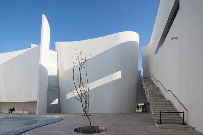 BIM建筑|宛若丝绸舞动般柔滑，巴洛克国际博物馆 / 伊东丰雄建筑事务所