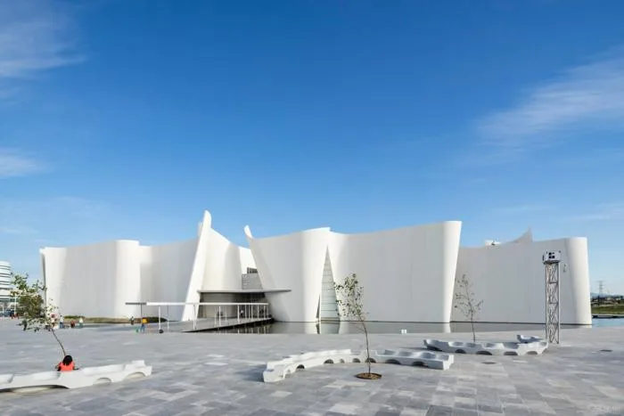 BIM建筑|宛若丝绸舞动般柔滑，巴洛克国际博物馆 / 伊东丰雄建筑事务所