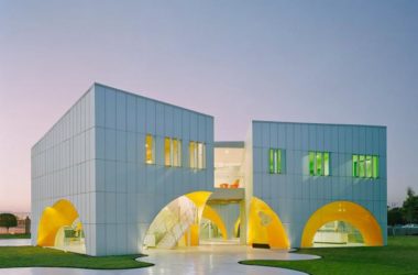 BIM建筑|宛如晶莹透明的水晶：墨西哥雀巢集团创新实验室／Rojkind Arquitectos-BIM建筑网