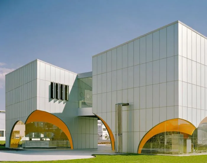 BIM建筑|宛如晶莹透明的水晶：墨西哥雀巢集团创新实验室／Rojkind Arquitectos