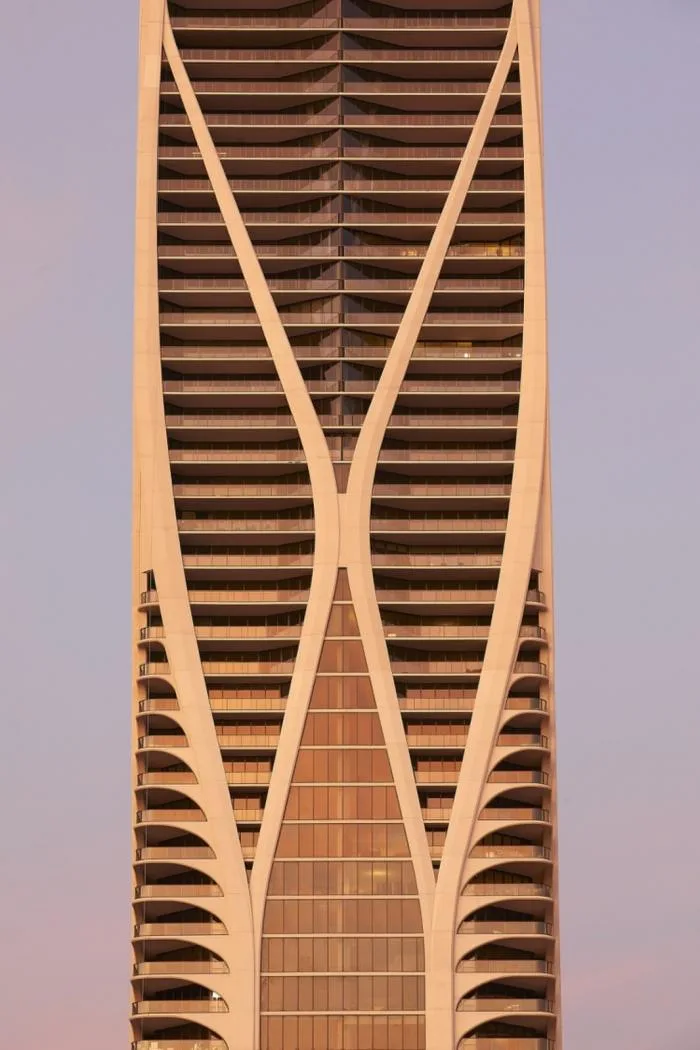 BIM建筑|一部宏大的空间史诗：迈阿密千号馆豪华公寓’ / 扎哈·哈迪德建筑事务所