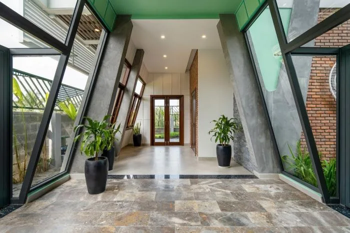 BIM建筑|纵向贯通的“A”字斜柱结构，越南会安康成别墅 / VRA Design