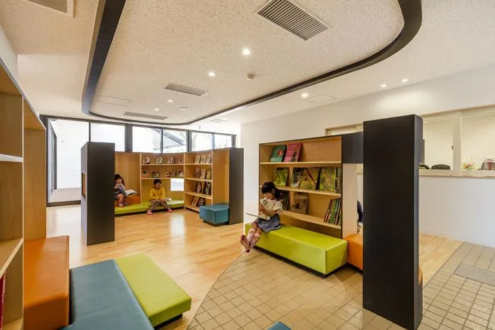 BIM建筑|儿童画里的木屋乐园，MRN幼儿园 / HIBINOSEKKEI +日比野设计