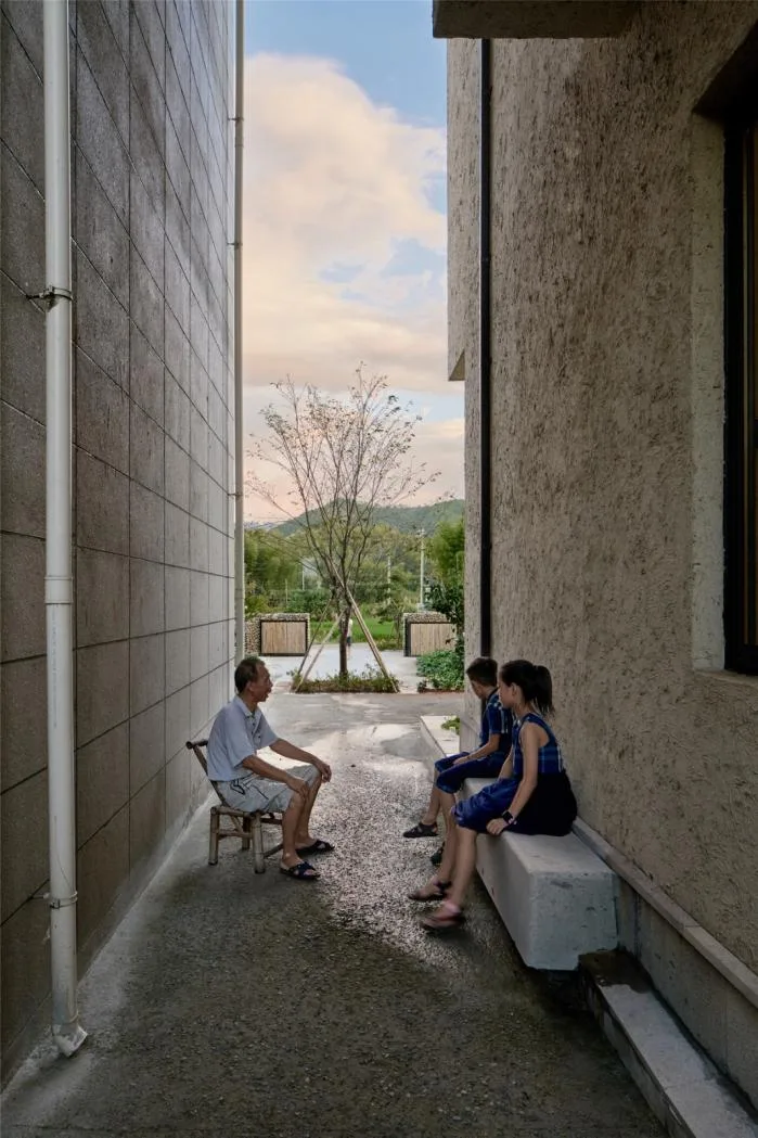 BIM建筑|乡居倒影——龙游后山头28号宅 / 中国美术学院风景建筑设计研究总院
