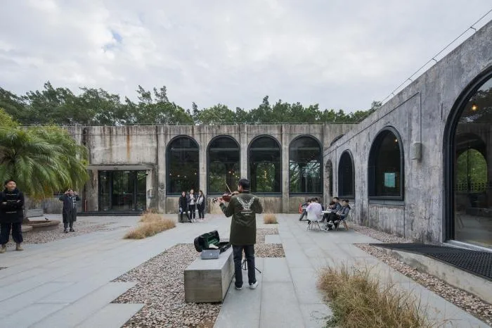 BIM建筑|漫步空间的营造——深圳明德学院 / 源计划建筑师事务所