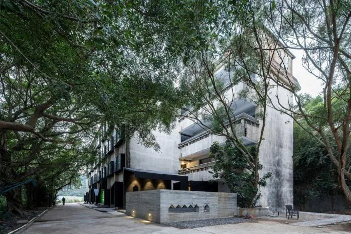BIM建筑|漫步空间的营造——深圳明德学院 / 源计划建筑师事务所