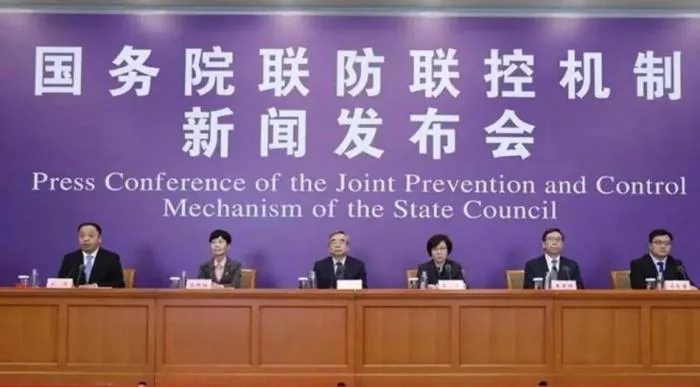 读懂新基建丨你还在给领导做大屏可视化吗？新基建的窗口何止这一个框！