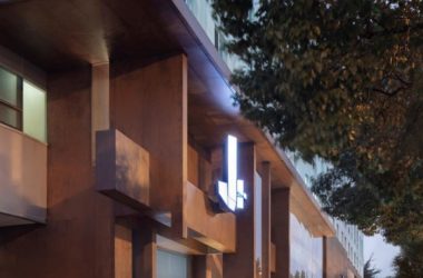 BIM建筑|粗野而柔美的结构艺术——J+生活艺术馆 / 纬图设计-BIM建筑网