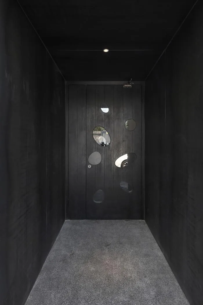 BIM建筑|“崖”——过去与未来的相遇之地 / C+ Architects