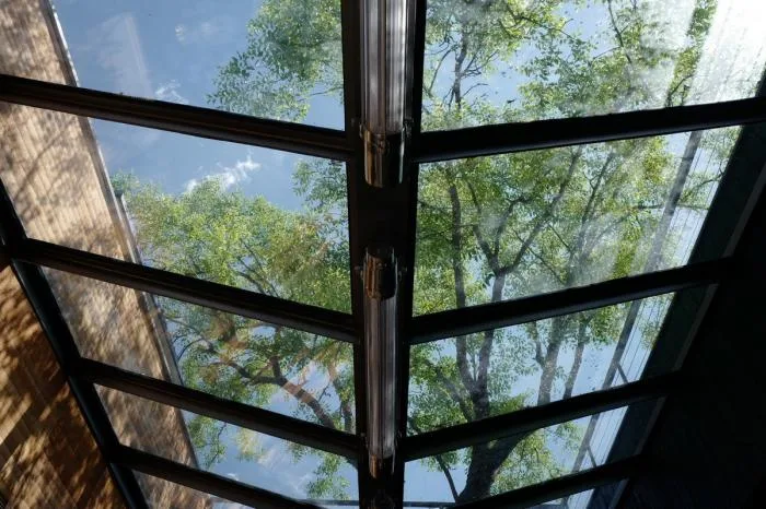 BIM建筑|“崖”——过去与未来的相遇之地 / C+ Architects