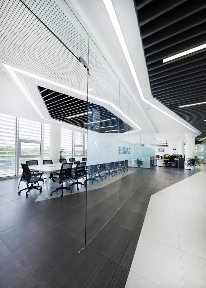 BIM建筑|宝马格常州工厂 | 工业感与现代学的设计碰撞 / VIRTUARCH 德建