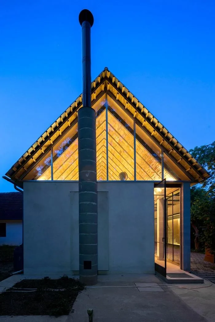 BIM建筑|裸露砖砌天花下的禅意小屋