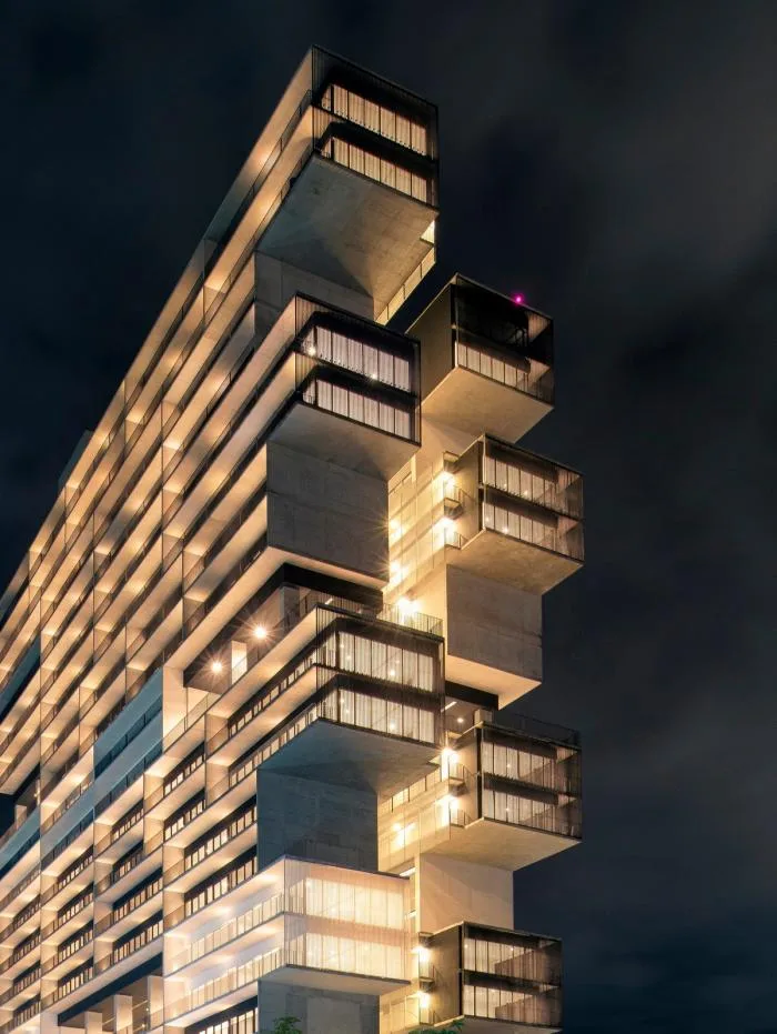 BIM建筑|64米深“峡谷”的裂变——阿曼尼公寓