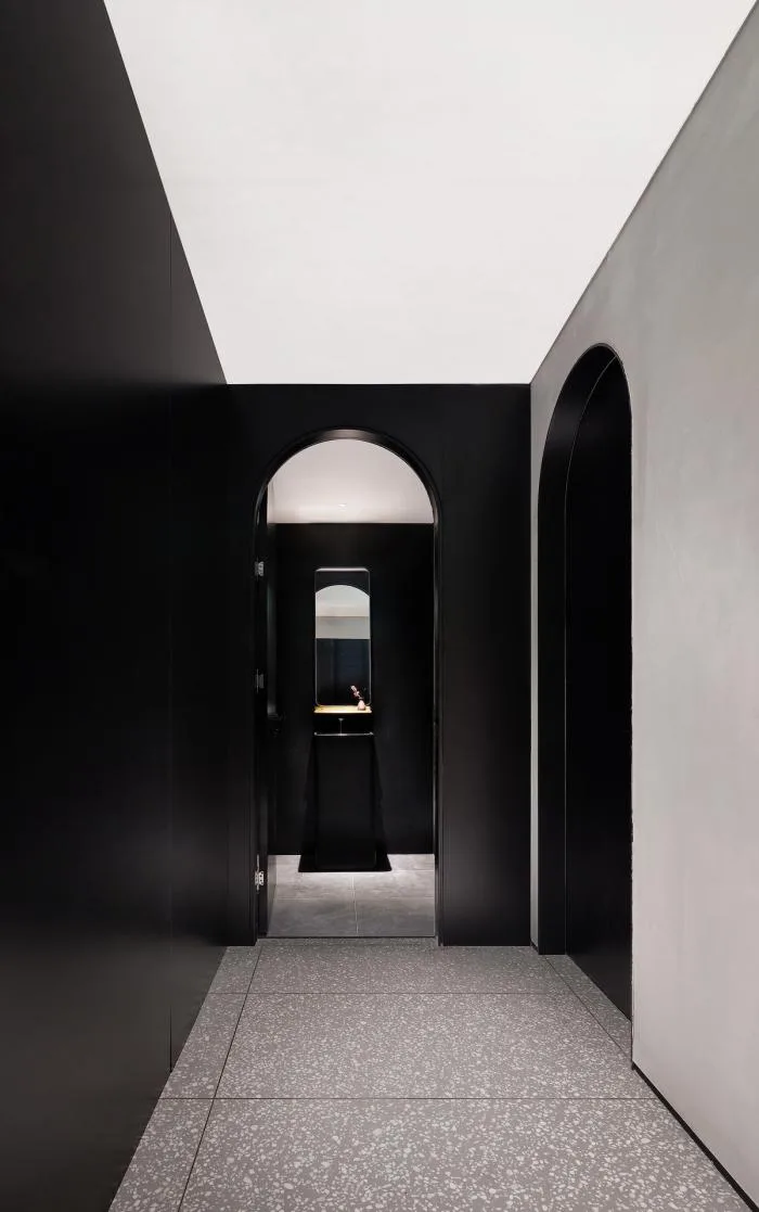 BIM建筑|一个模糊暧昧的空间容器——悠伽瑜伽空间 / 元致设计