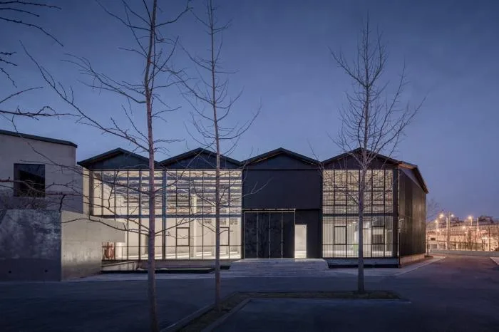 BIM建筑|光影舞动，野蛮生长——FOR天物空间 / 本哲建筑