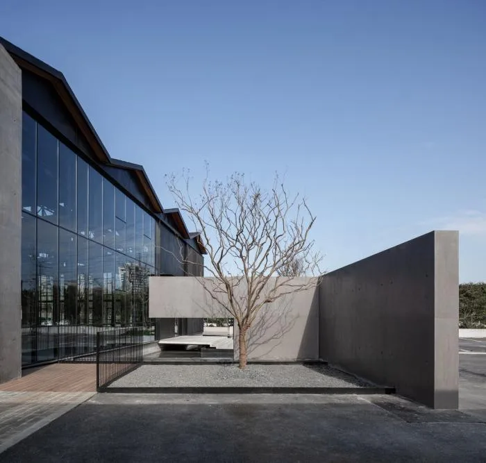 BIM建筑|光影舞动，野蛮生长——FOR天物空间 / 本哲建筑