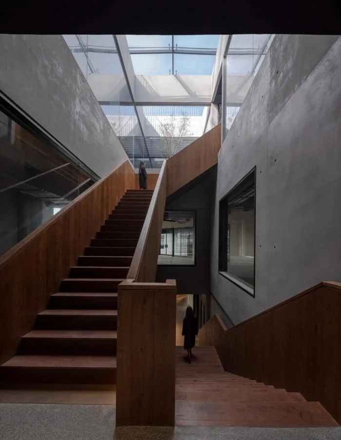 BIM建筑|光影舞动，野蛮生长——FOR天物空间 / 本哲建筑