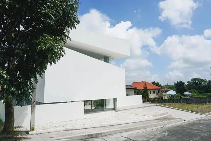 BIM建筑|菲律宾白色全景住宅