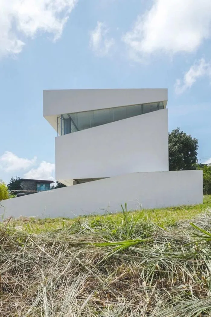 BIM建筑|菲律宾白色全景住宅