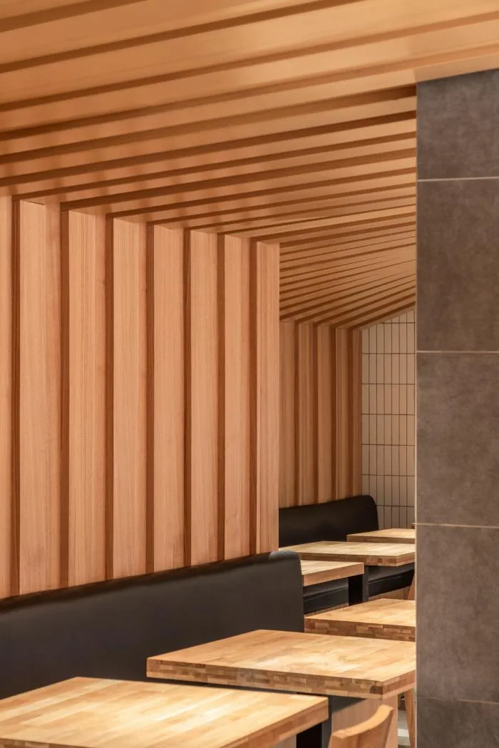 BIM建筑|松子快餐 / 堤由匡建筑设计工作室