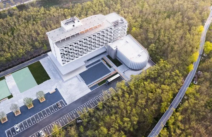 BIM建筑|烟台海洋经济创新区总部基地改造 / 水石设计