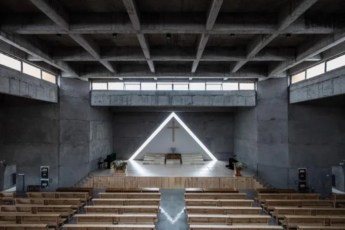 BIM建筑|场所的重构——绩溪基督教堂的对话与建造 / 如式建筑