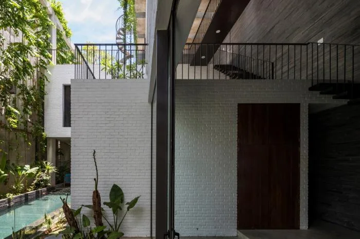 BIM建筑|错落的盒子，可呼吸的“绿色之肺”：岘港住宅 / 武重义建筑事务所