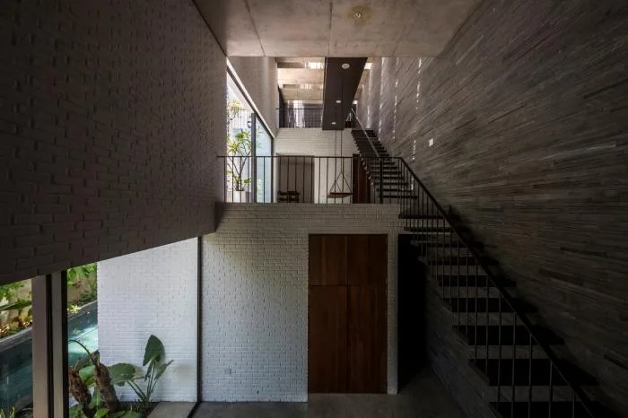 BIM建筑|错落的盒子，可呼吸的“绿色之肺”：岘港住宅 / 武重义建筑事务所