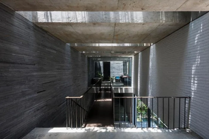BIM建筑|错落的盒子，可呼吸的“绿色之肺”：岘港住宅 / 武重义建筑事务所