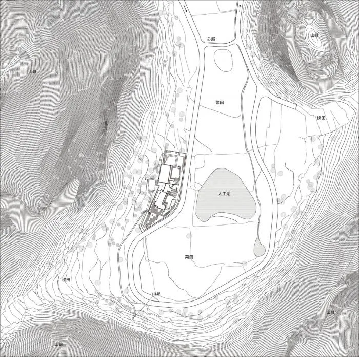 BIM建筑|匍匐于山脚下的巨石：楼纳露营服务中心 / 李兴钢工作室